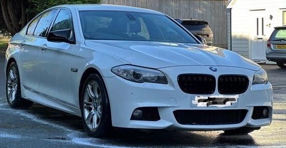 Dezmembrez BMW 520d F10 M-Pack ,manual,Recaro piele,volan M,jante M