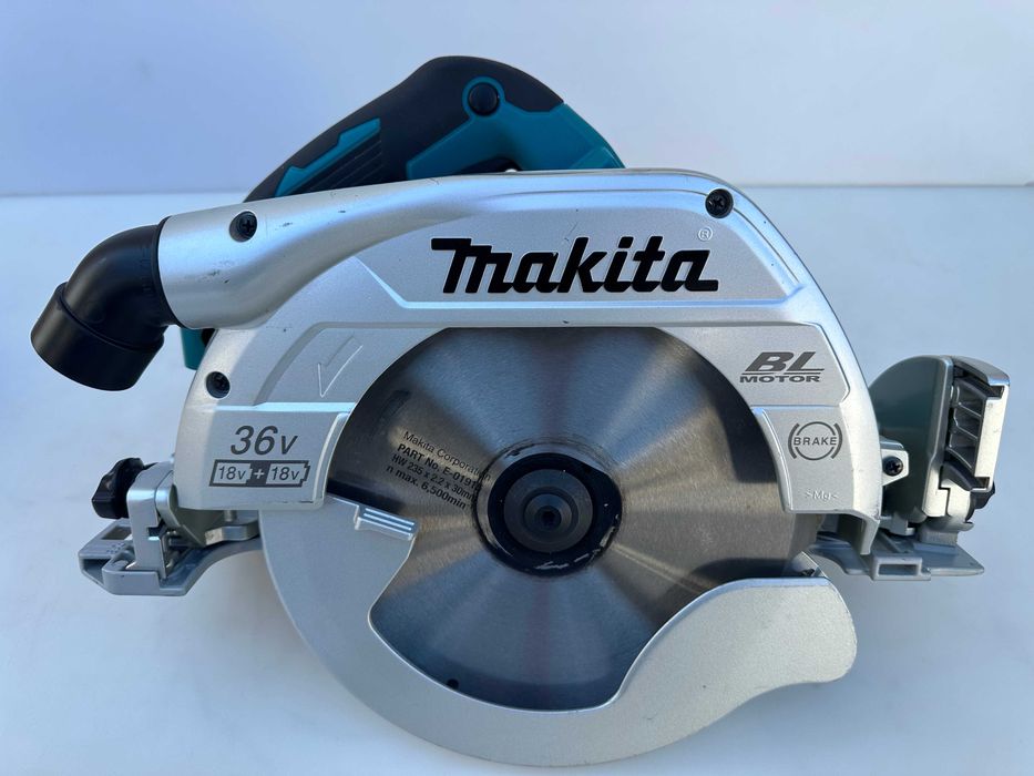 Makita DHS900 - Безчетков мощен ръчен циркуляр 2x18V 5.0Ah като нов!