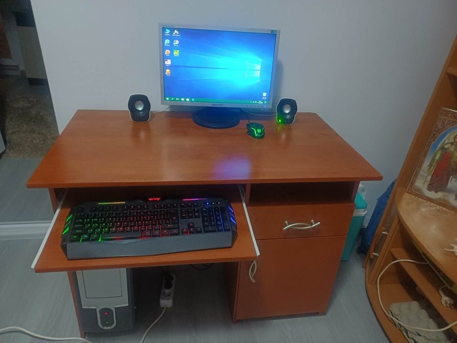 Vand calculator  cu tot ce se vede