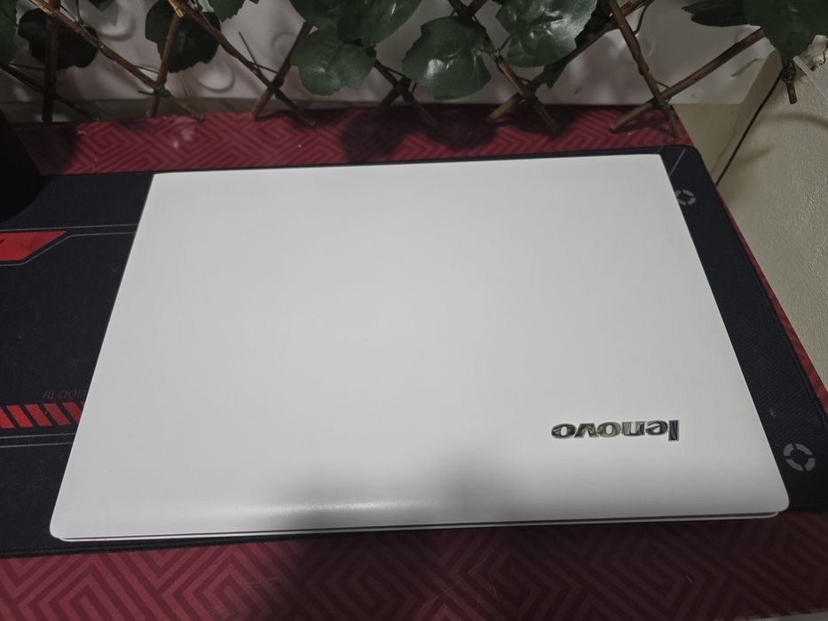 Лаптоп Lenovo IdeaPad z50-70 i5, 8gb, 256 ssd, GeForce 840m-4gb