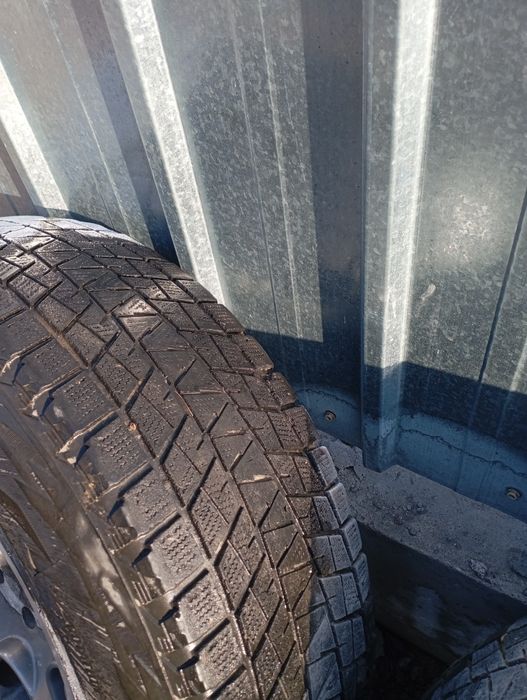 Продам диски с резиной б/у