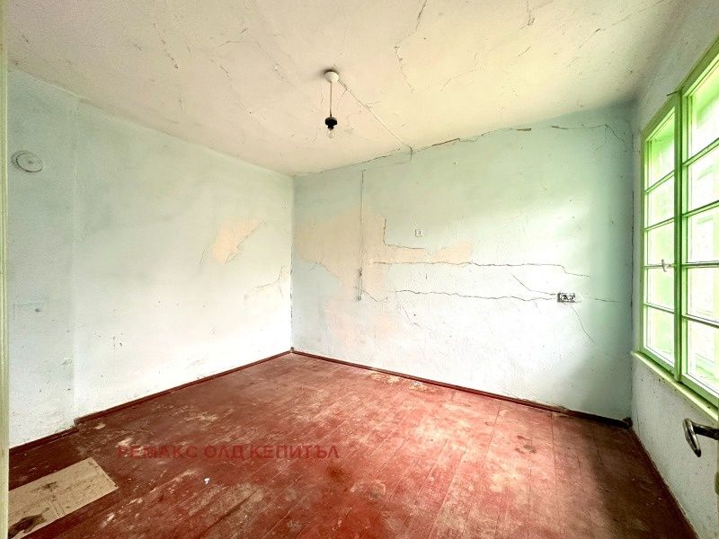 Къща в село Хотница