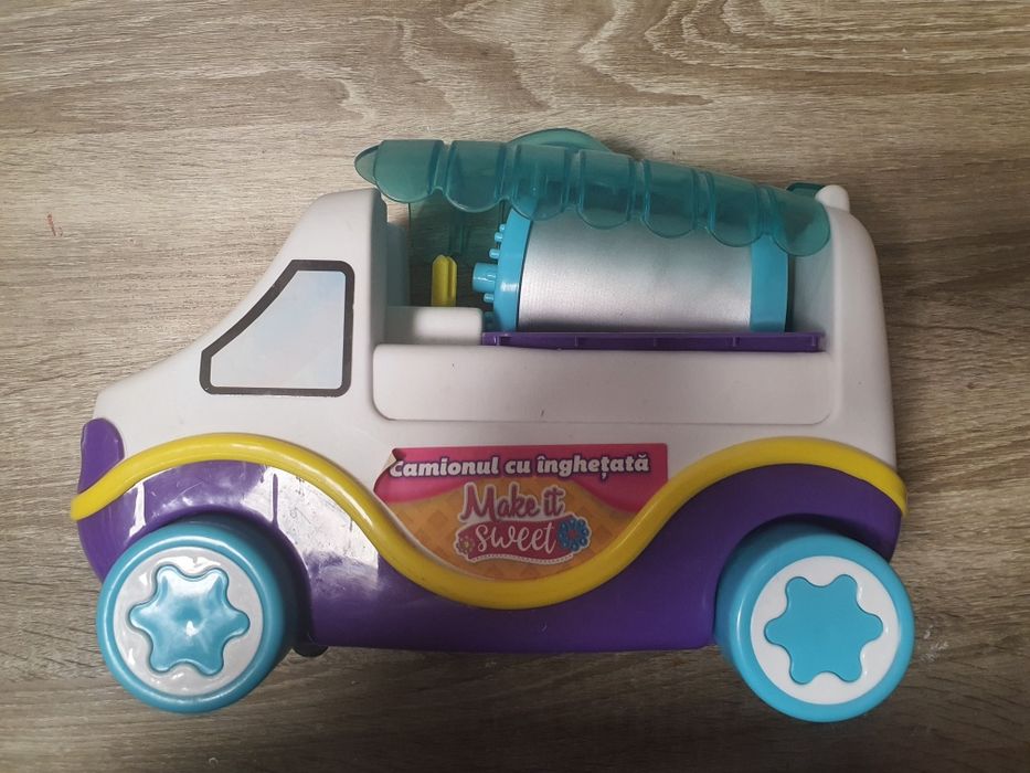 Camionul cu inghetata