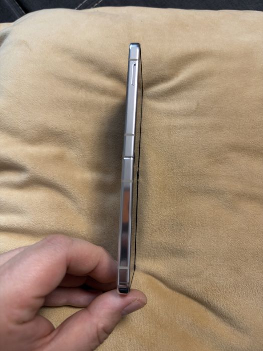 Samsung Galaxy Z Flip 5