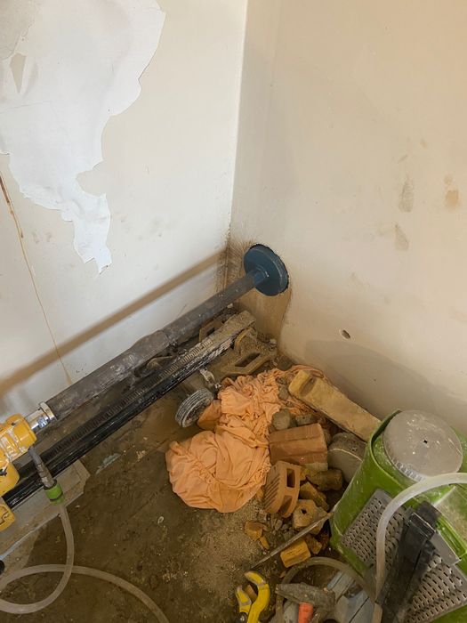 Диамантено пробиване на отвори в бетон,тухла,камак и други