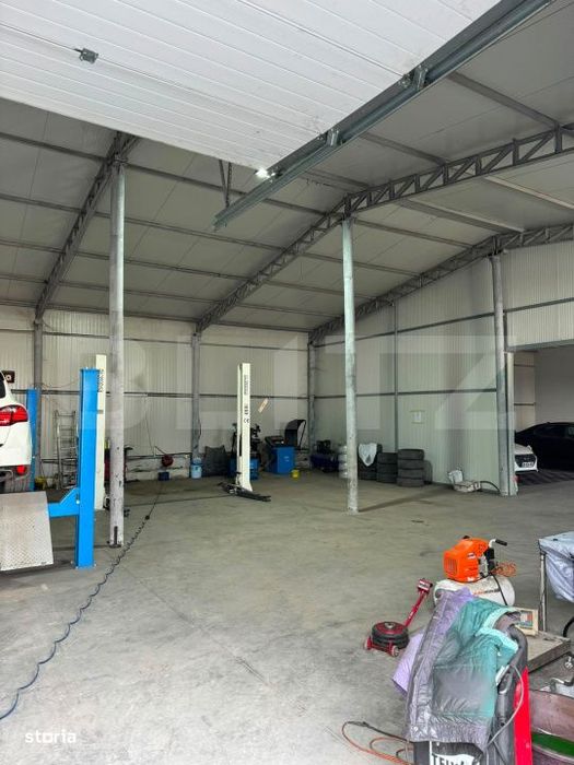 Service auto complet echipat de inchiriat, 400 mp, Parcare generoasa