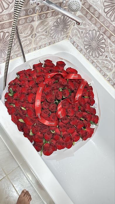 Цветы 101 роза от revêl