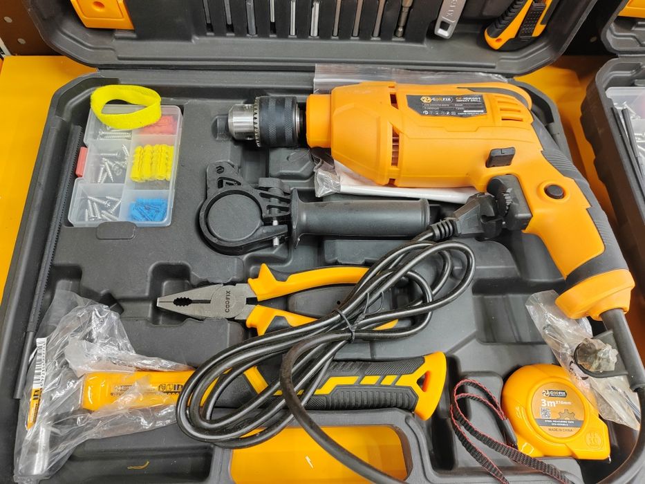 Ajoyib nabor drel otverka ombir malatok metr sverlolar va boshqalar