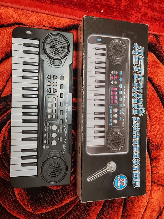 Детский синтезатор