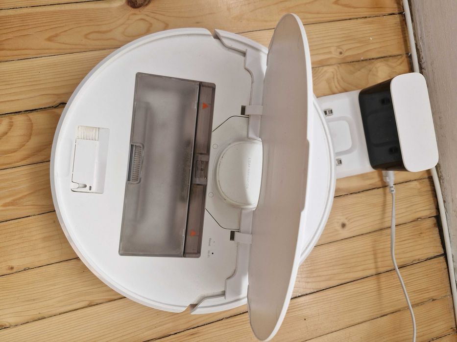 Прахосмукачка-робот Dreame D9 – Интелигентният помощник за дома!