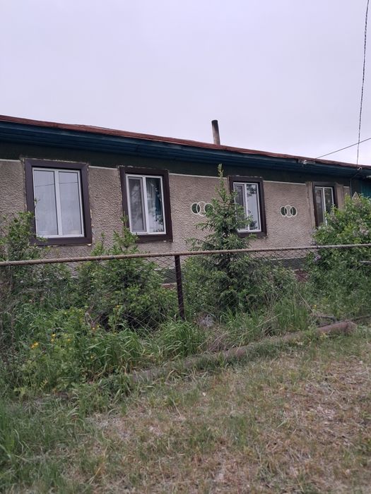 Продам большой шпальный дом