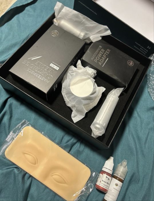 Aparat de micropigmentare + pigmenti