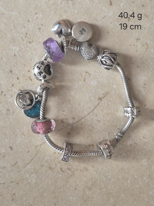 Bratara Pandora cu charmuri