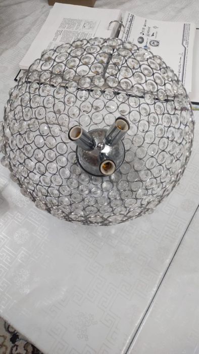 Продается люстра