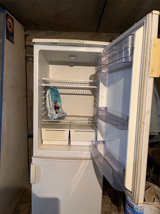 продам холодильник "бирюса"