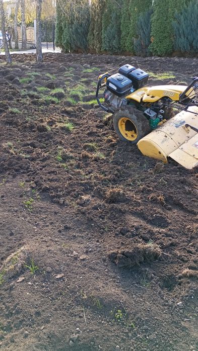Nivelare îndreptare peluze, pregătire teren cu motocultor de 16cp