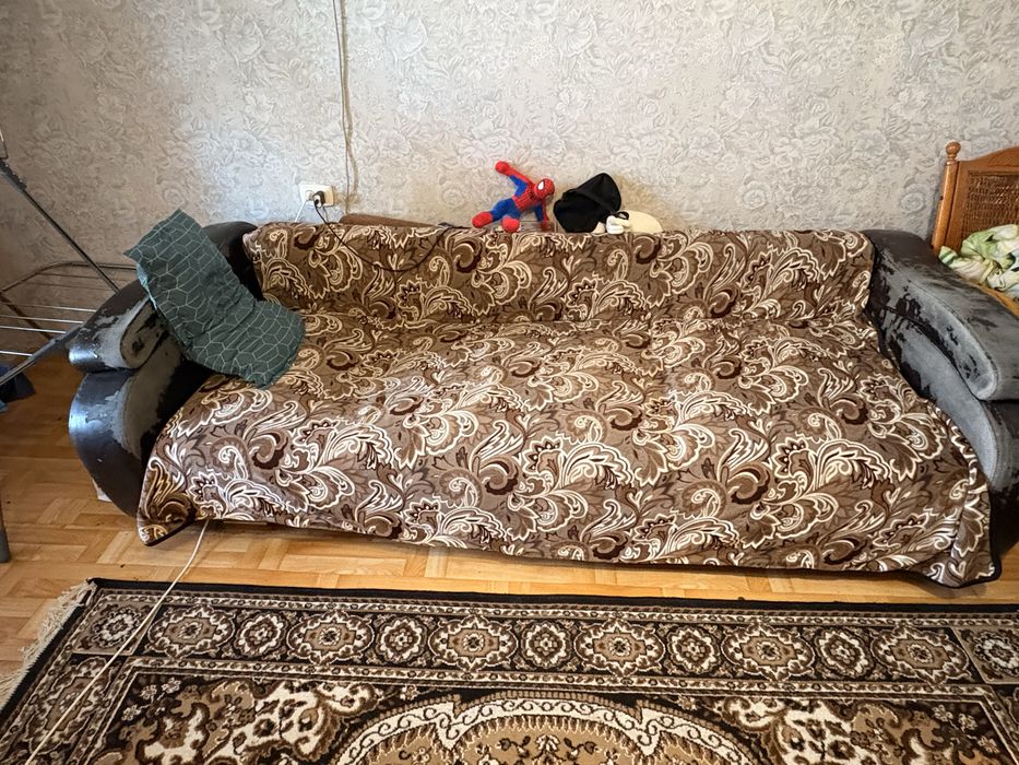 Диван отдам даром