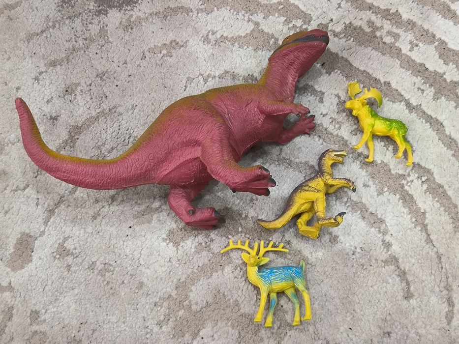 Лот ретро играчки динозаври фигурки