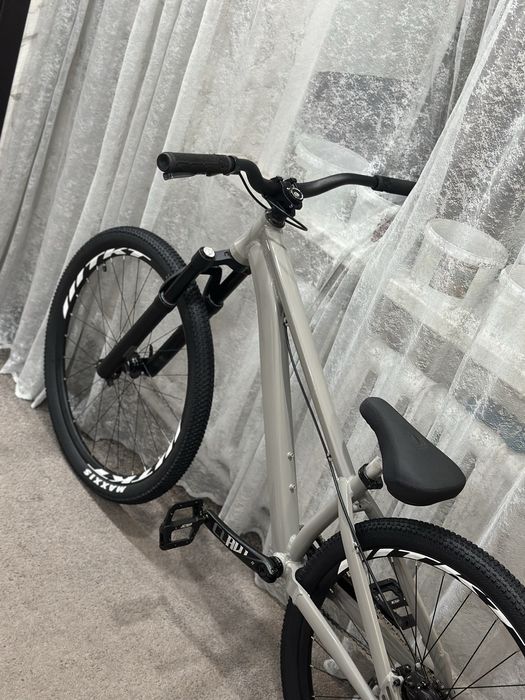 Продаю ерек м10 полностью кастом