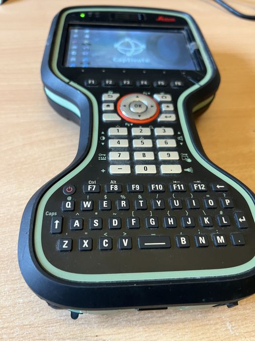 Leica CS20 3.75G Carnet de teren