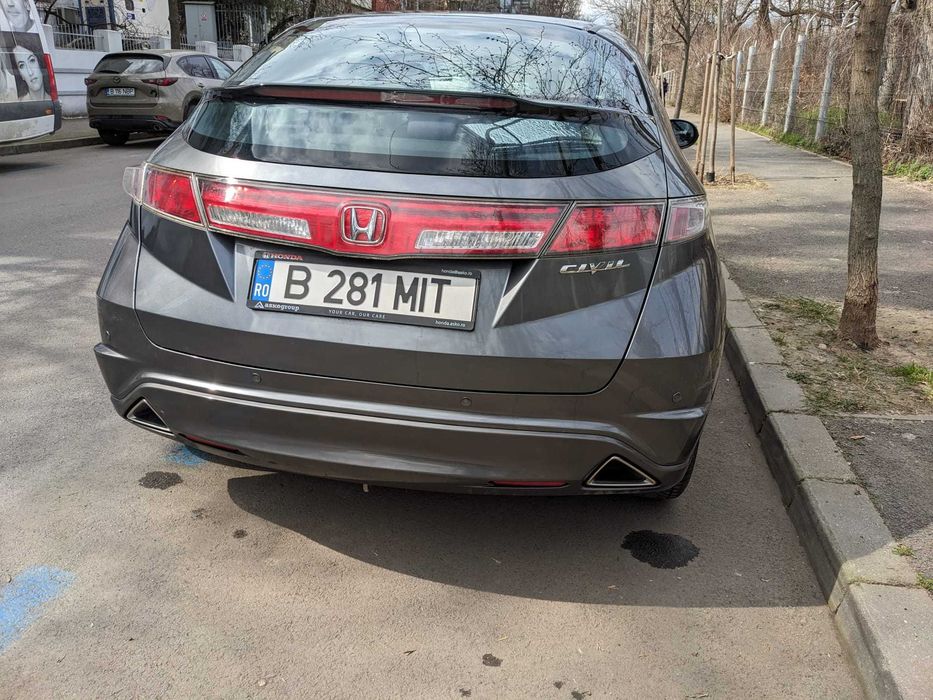 URGENT - HONDA Civic - 84.000 km din 2011, Benzina