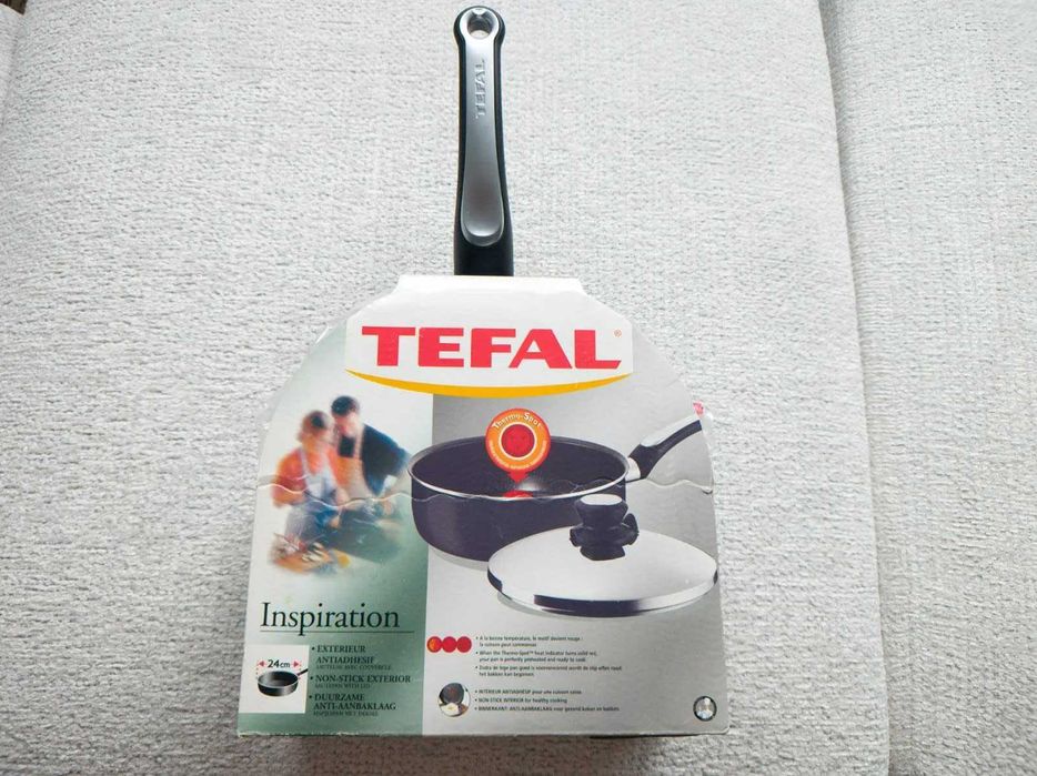 Tigaie Tefal,24 cm,cu capac,nefolosita.Nu este pt inductie.Made France