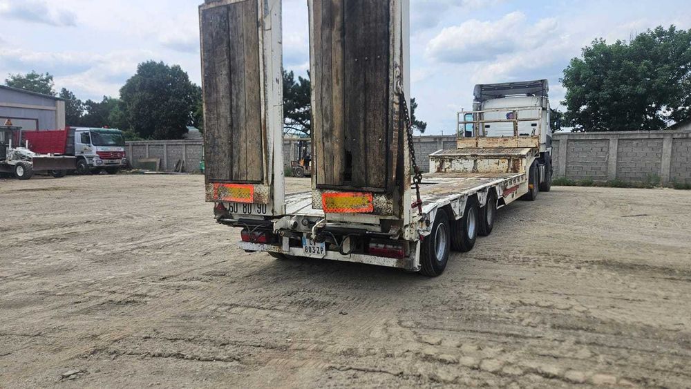 Trailer KAISER trei axe