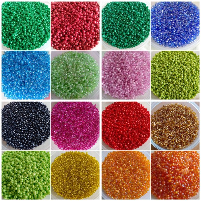 Бисер. Дешево отдам.   Бусины . Бисер . Бусины