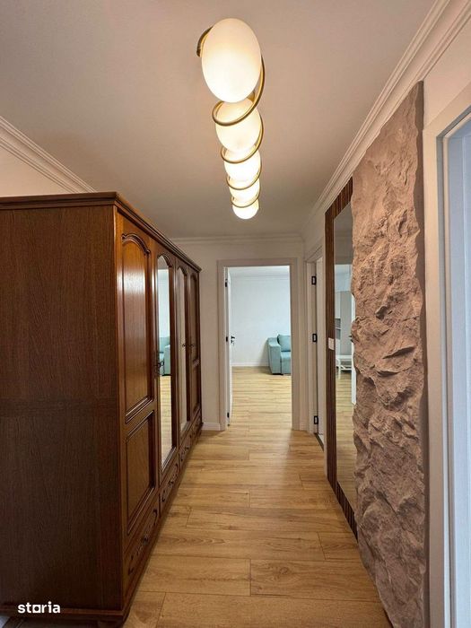 De inchiriat apartament cu 2 camere, zona restaurantului Bradu, etaj 1