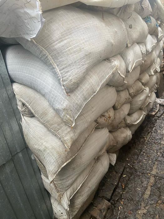 Отборный говяжий навоз