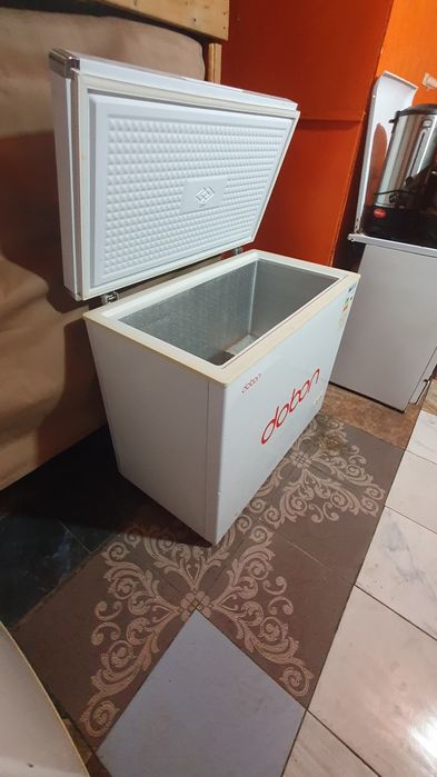 Продам морозильник