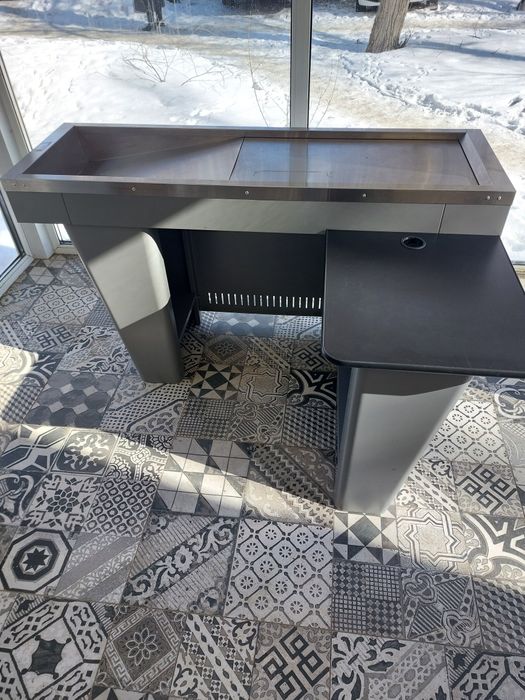 Продам кассовый бокс 1.5м. Штрих-м