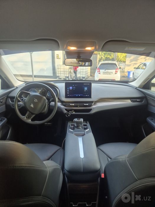 Arendaga Hongqi e-qm5 450 li 2024 yil beriladi