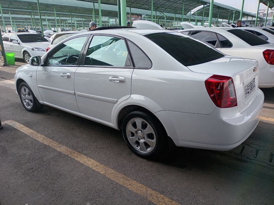 Jentra 2020-yil avtomat full gaz bor