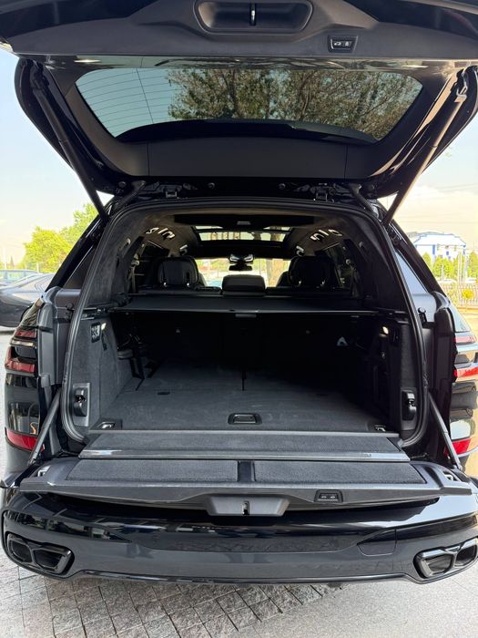 Bmw x7 m60i продается