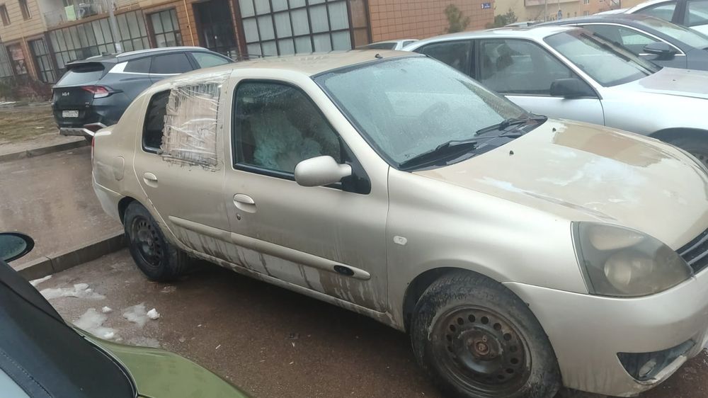 Машина сатылады Рено маркасында