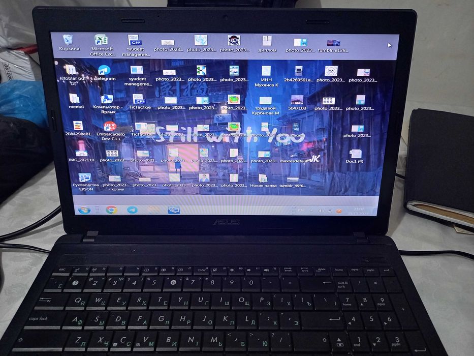 Asus X54H notebook 2011 xolati yaxshi ishlaydi aniq oladiganlar qilsin