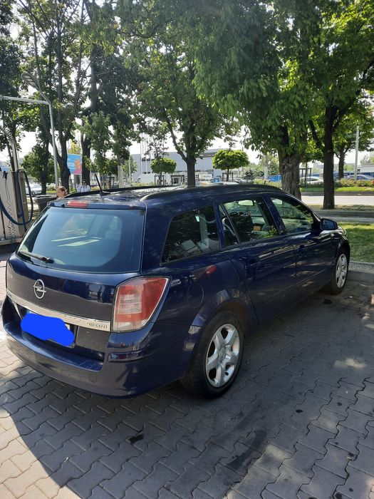 Vând Opel Astra H