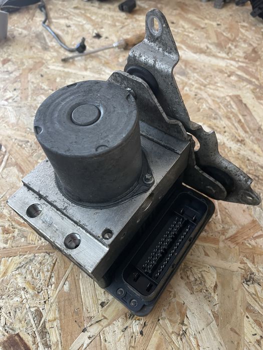 Modul/Pompa ABS Audi A6 / A7 cod 4g0907379L
