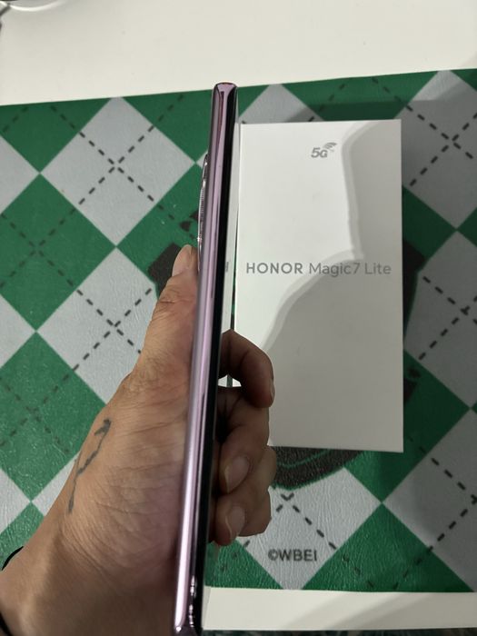 Honor Magic 7 lite
