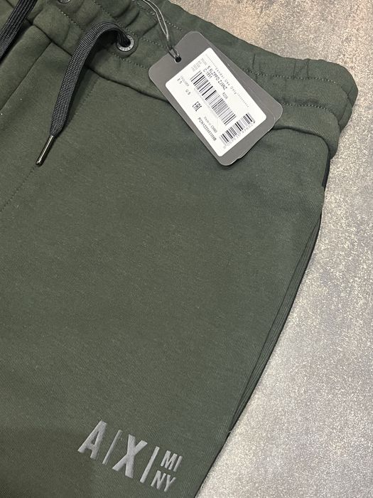 Анцунг Armani Exchange