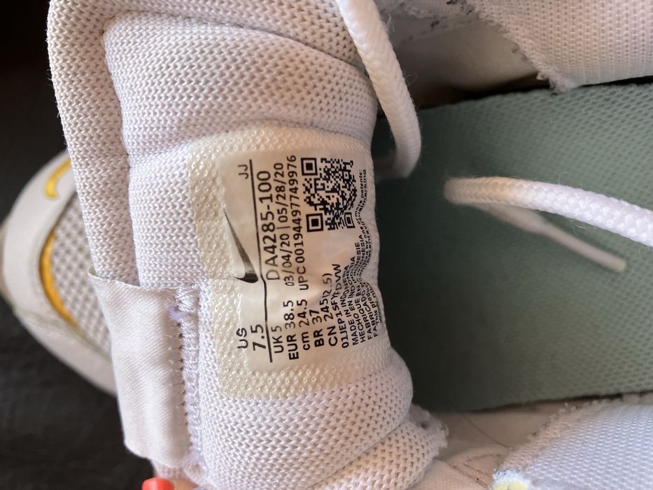Маратонки NIKE W AIR MAX VERONA 38.5