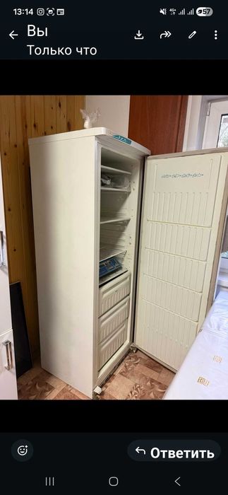 Продам морозильник вертикальный