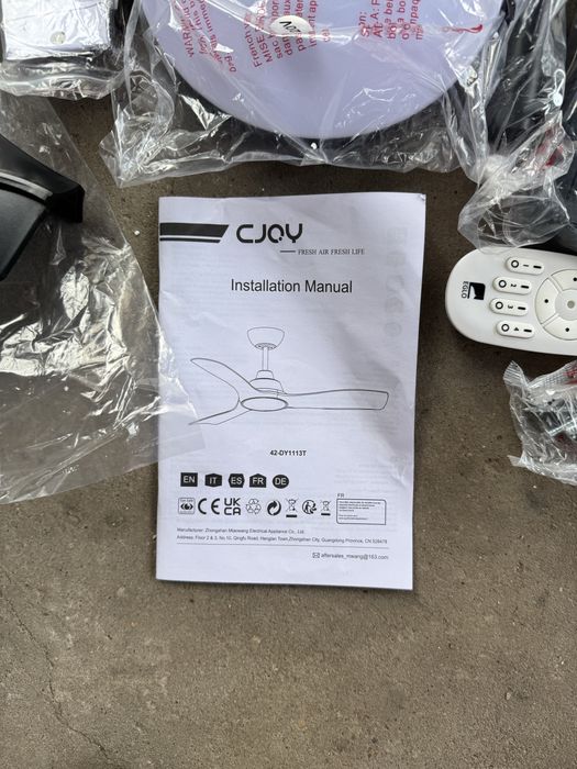 Ventilator de tavan cu lustra led