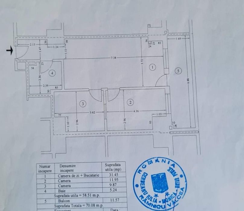 Apartament 3 camere etaj 4