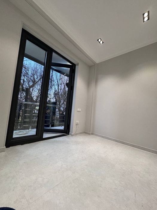 Сезбор продается помещение около Динамо 46 м2 срочно Алмазар