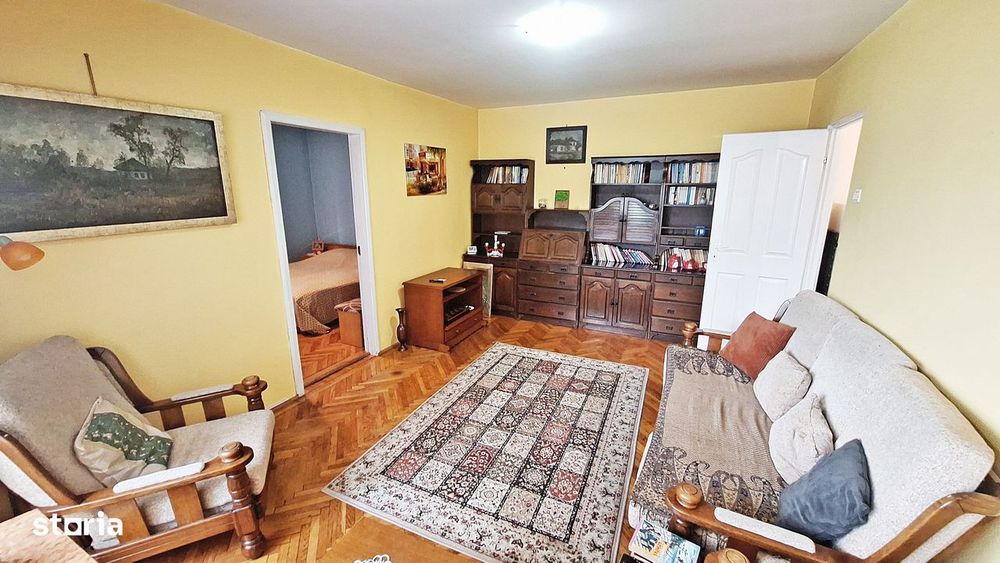 Piata Astra, apartament 2 camere la etajul 1, liber — fotografia 1