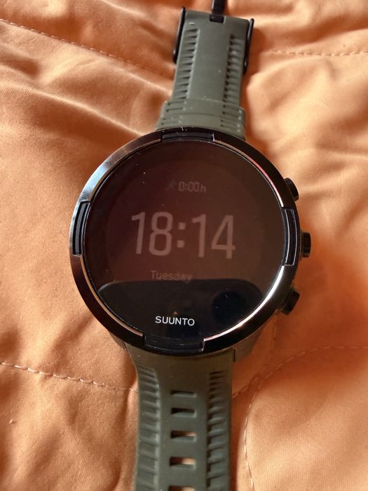 Продавам SUUNTO 9 Baro в перфектно състояние