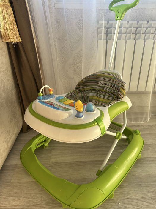 Продам детские ходунки