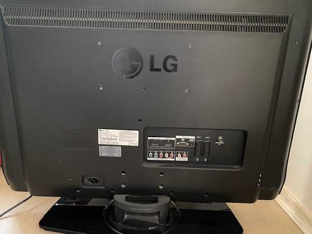 LG LCD телевизор 32” — модел 32LG342